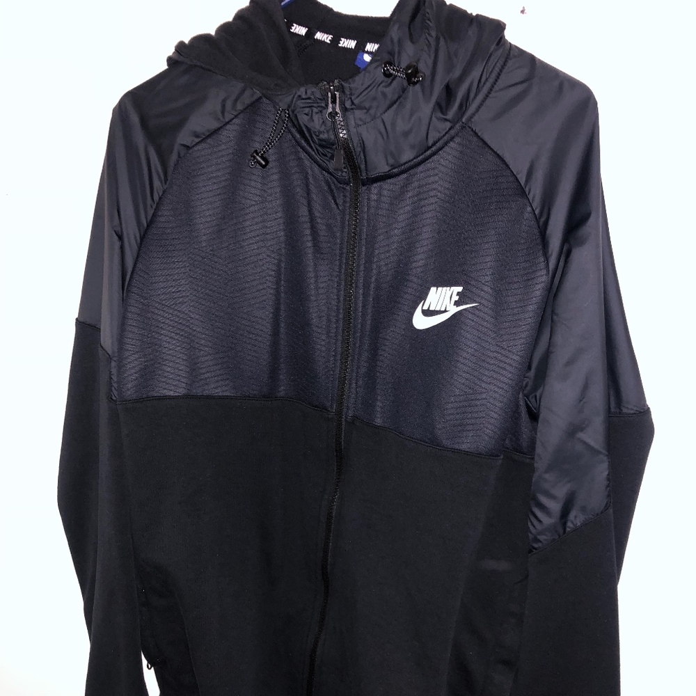 nike sweater